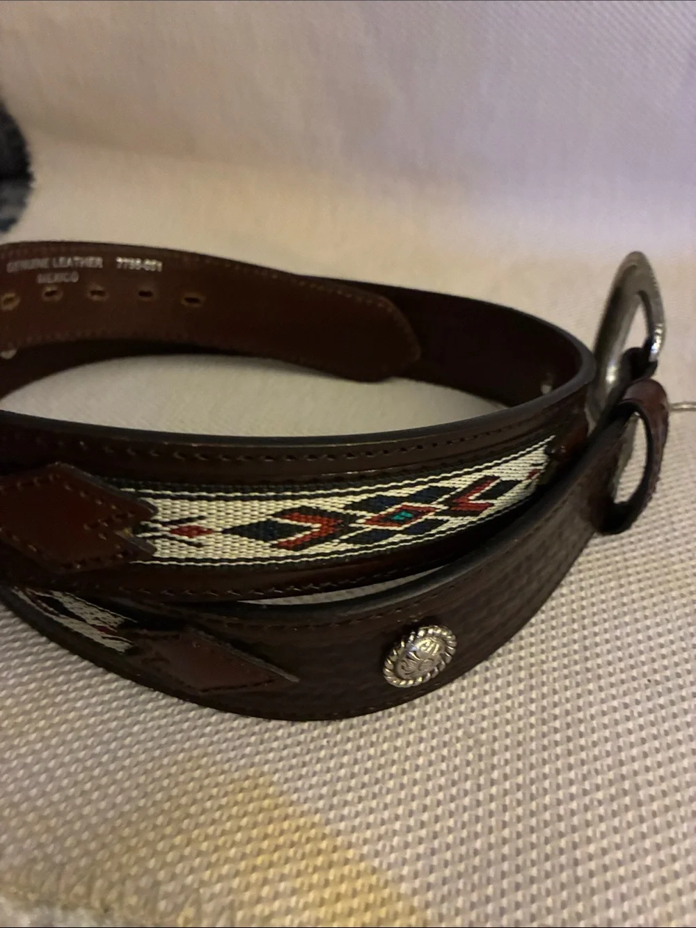 Wrangler True Vintage Western Dark Brown Leather Belt w/Engraved Silver Buckle